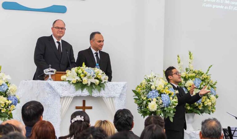 Read more about the article Servicio Divino – Apóstol de Distrito Schnabel en Breña 1 de Junio