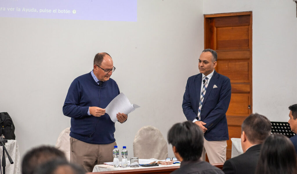 Seminario – Apóstol de Distrito Schnabel en Breña 2 de agosto